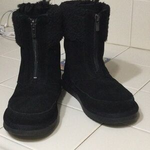 Kookaburra by Ugg Excellent condition Girls Size 3 Warm